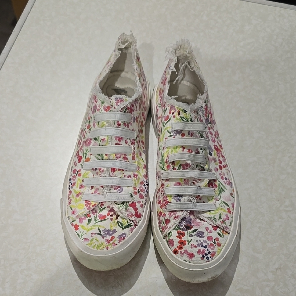 Rocket Dog White and Pink Floral Slip-on Sneakers